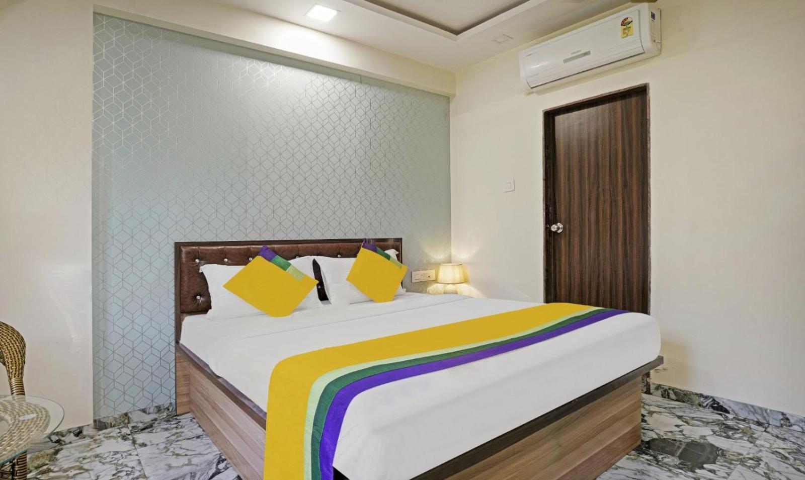 Glitz Hotels Golden Birds - Mahape, Navi Mumbai Dış mekan fotoğraf