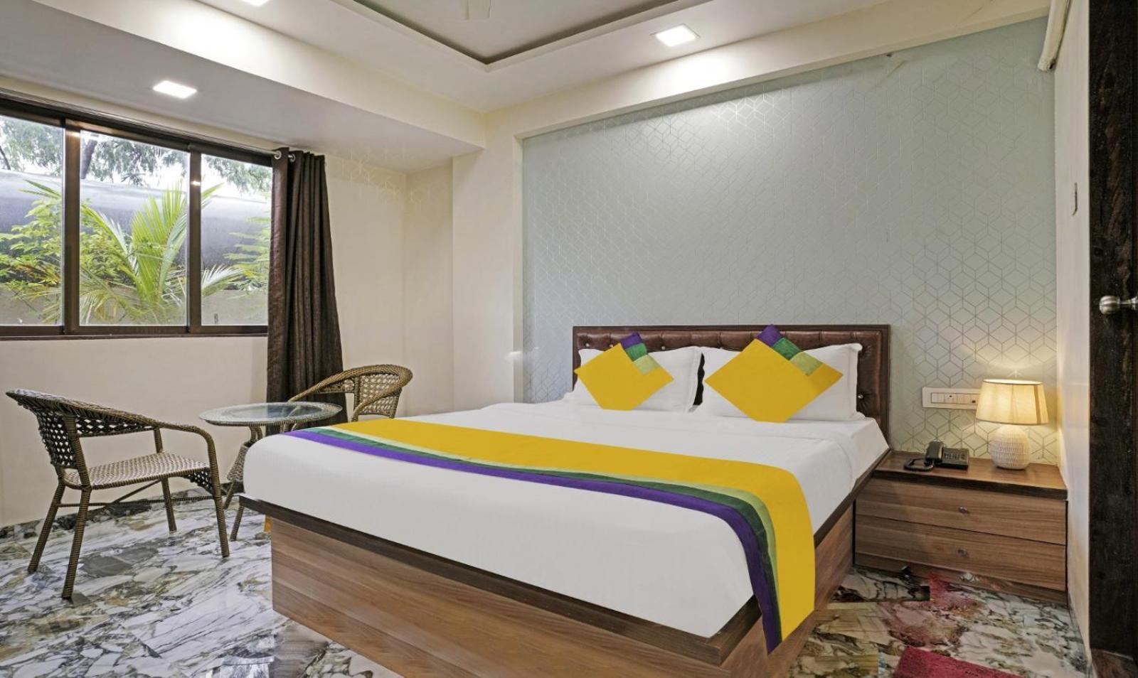 Glitz Hotels Golden Birds - Mahape, Navi Mumbai Dış mekan fotoğraf
