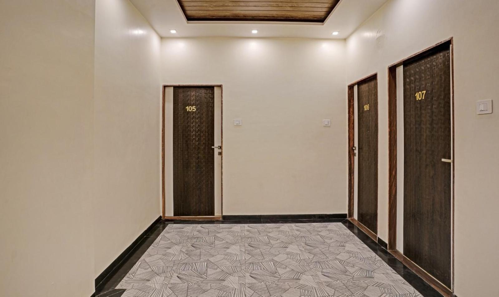 Glitz Hotels Golden Birds - Mahape, Navi Mumbai Dış mekan fotoğraf